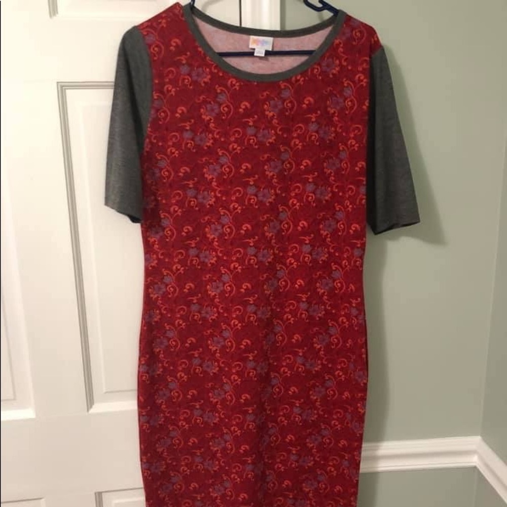 ❤️Reduced! Lularoe - Julia Dress Size Large